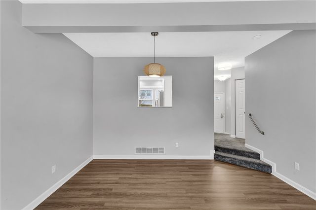 177 Old Village Lane, Bethel Park, PA 15102