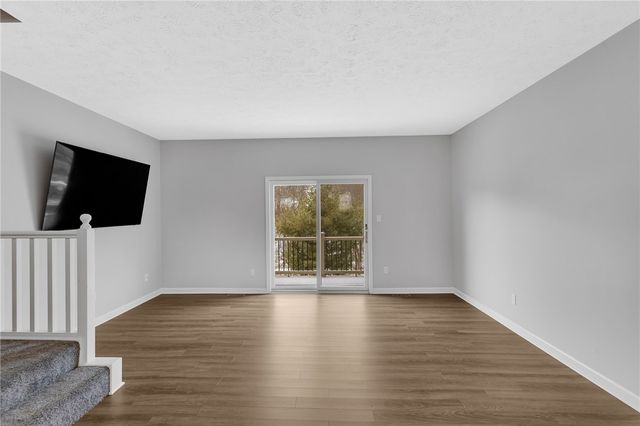 177 Old Village Lane, Bethel Park, PA 15102