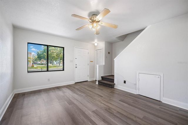 12062 TIFT CIRCLE, Orlando, FL 32826