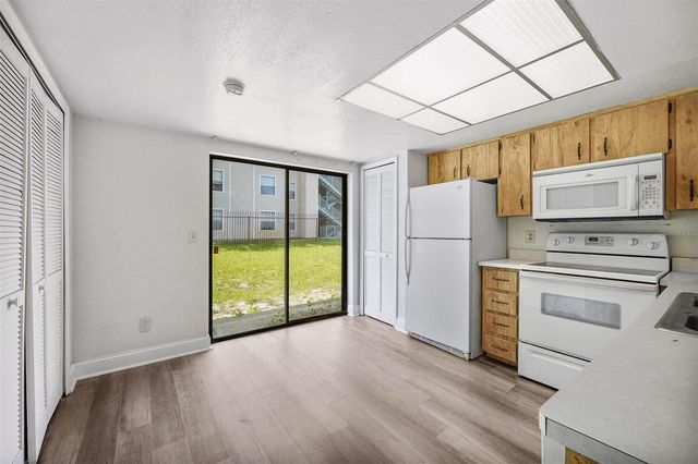 12062 TIFT CIRCLE, Orlando, FL 32826