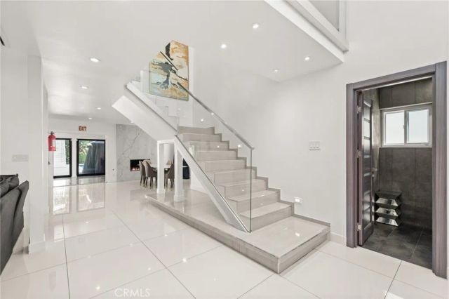 4630 Cedros Avenue, Sherman Oaks, CA 91403
