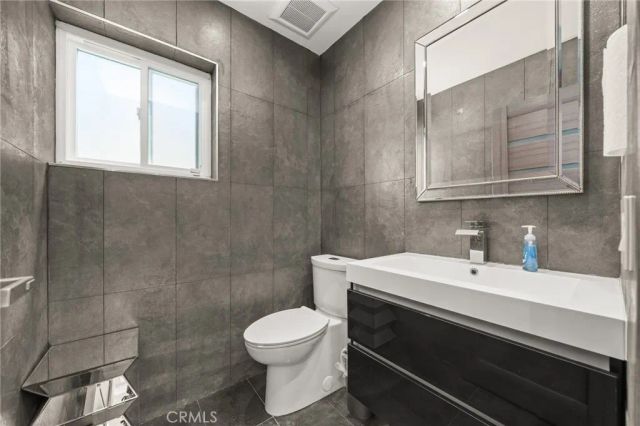 4630 Cedros Avenue, Sherman Oaks, CA 91403