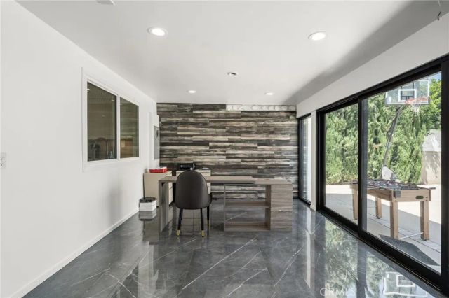 4630 Cedros Avenue, Sherman Oaks, CA 91403