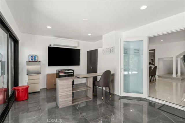 4630 Cedros Avenue, Sherman Oaks, CA 91403