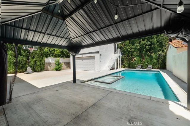 4630 Cedros Avenue, Sherman Oaks, CA 91403