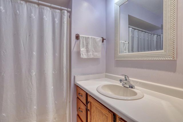 1135 Ridgeway ROAD, Brookfield, WI 53045