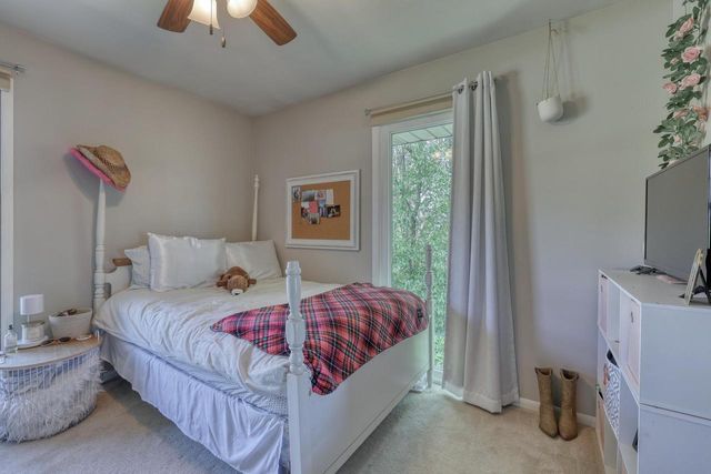 1135 Ridgeway ROAD, Brookfield, WI 53045