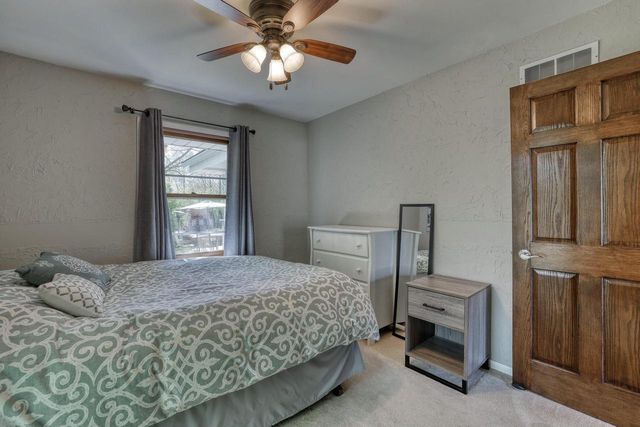 1135 Ridgeway ROAD, Brookfield, WI 53045