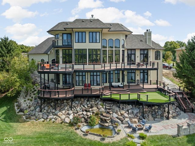 8816 Waterside Drive, Indianapolis, IN 46278