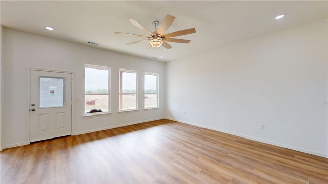 205 Private Road 5440, Point, TX 75472