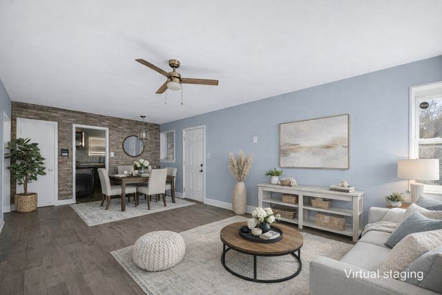 2046 E 72nd Place 2w, Chicago, IL 60649