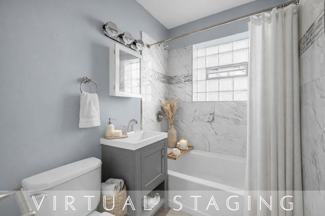 2046 E 72nd Place 2w, Chicago, IL 60649