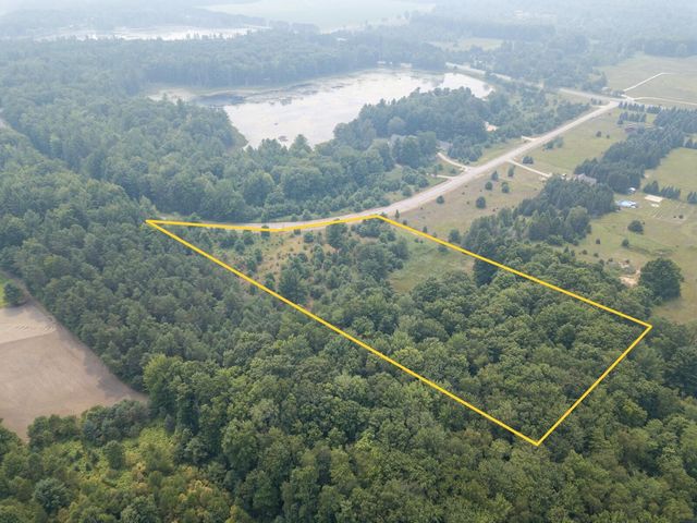 323 Blue Heron Drive SE, Kalkaska, MI 49646