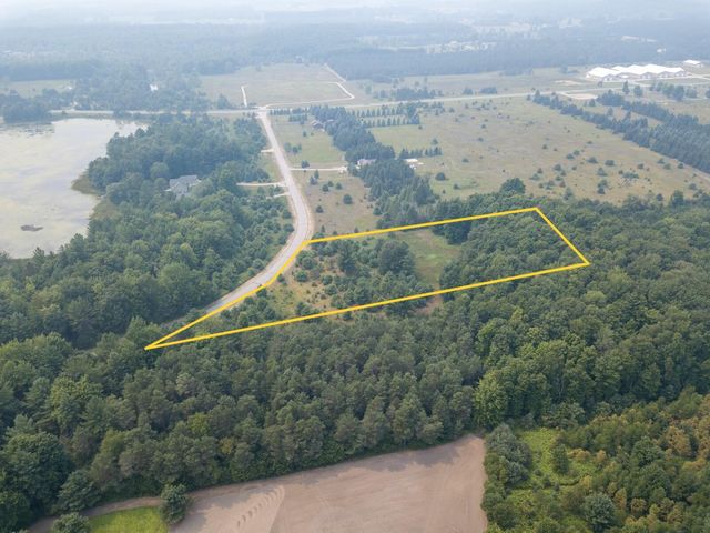 323 Blue Heron Drive SE, Kalkaska, MI 49646