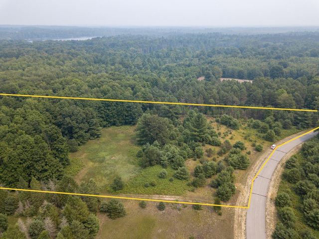 323 Blue Heron Drive SE, Kalkaska, MI 49646