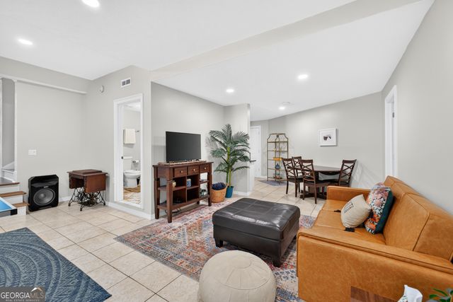 4728 E Reed Road, Gainesville, GA 30507