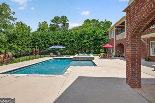 4728 E Reed Road, Gainesville, GA 30507
