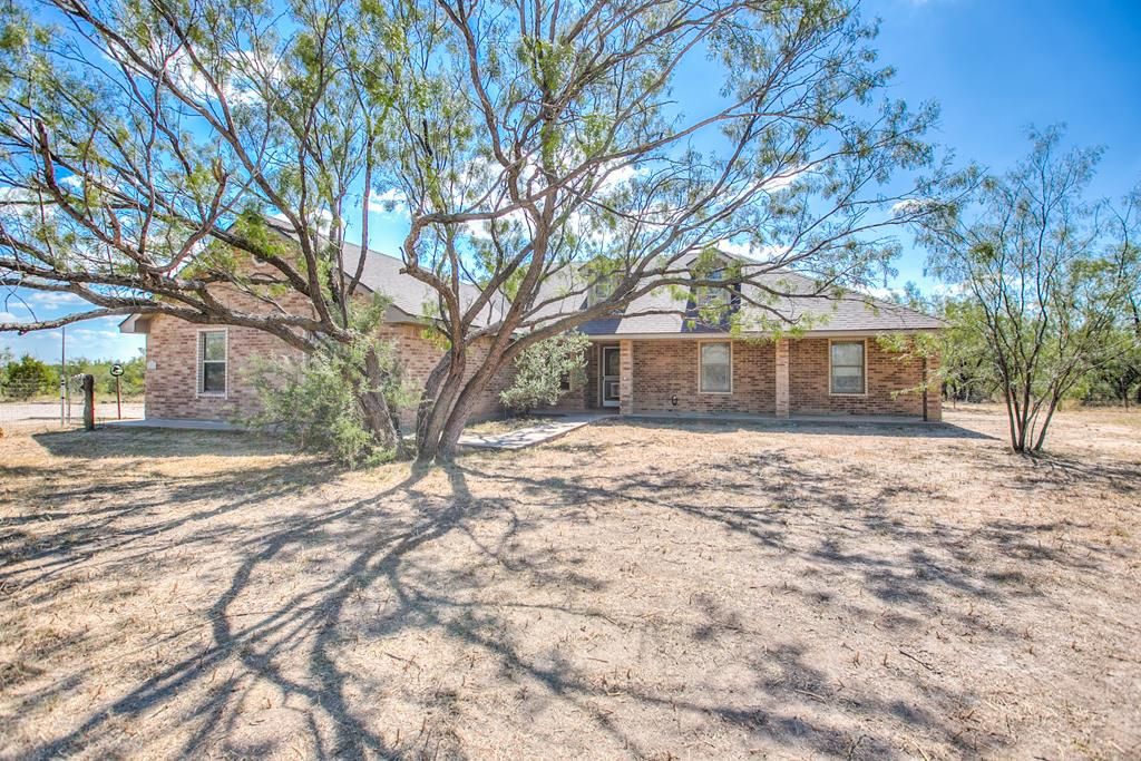 Image 1 of property listing at 6191 Loretta Dr, Christoval, TX 76904