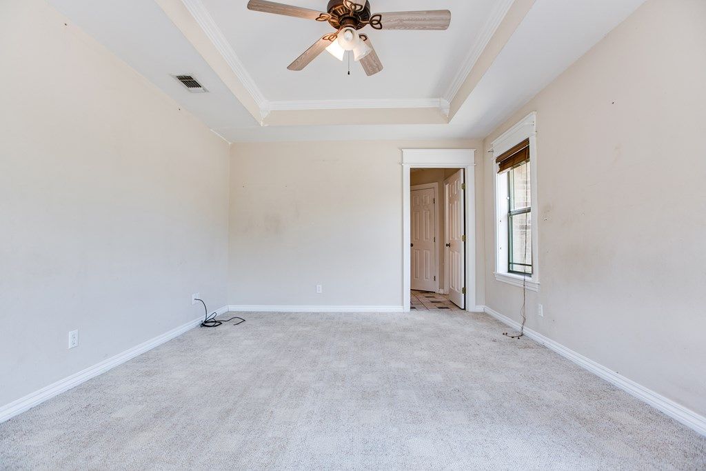 Image 13 of property listing at 6191 Loretta Dr, Christoval, TX 76904