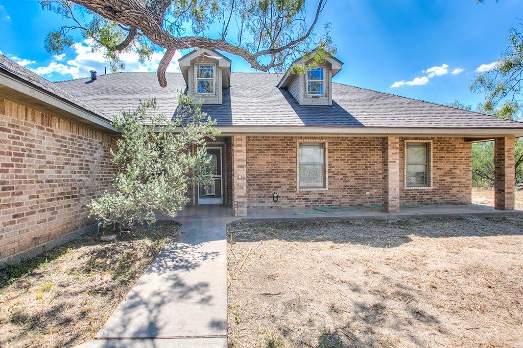 Image 29 of property listing at 6191 Loretta Dr, Christoval, TX 76904