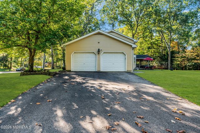 17 Horicon Drive, Ocean Twp, NJ 07712