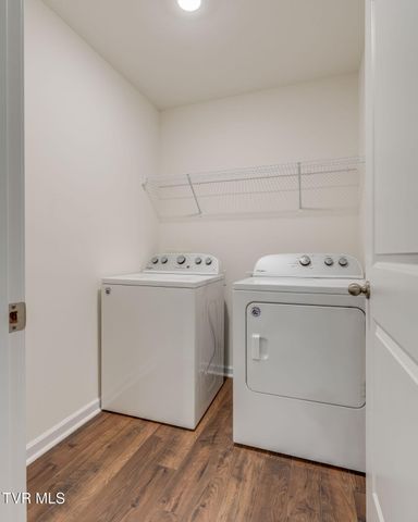 1261 Cherry Grove, Greeneville, TN 37745