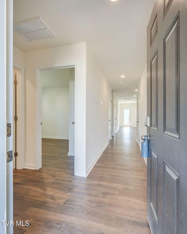 1261 Cherry Grove, Greeneville, TN 37745