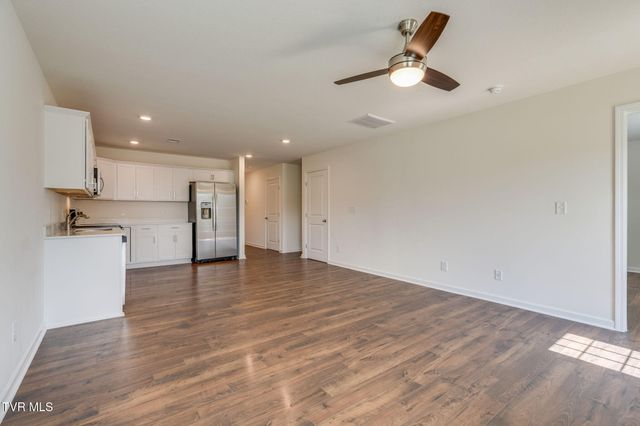 1261 Cherry Grove, Greeneville, TN 37745