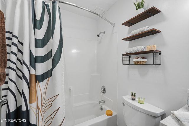 616 Turkey Nest Rd 209, Gatlinburg, TN 37738