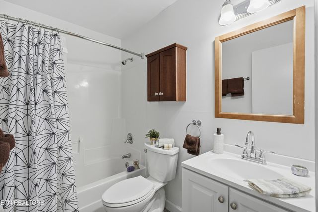 616 Turkey Nest Rd 209, Gatlinburg, TN 37738