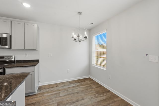 216 Norchester Avenue, Hogansville, GA 30230