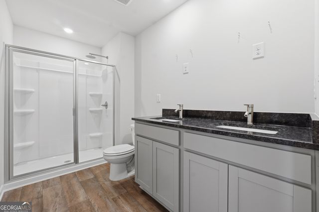 216 Norchester Avenue, Hogansville, GA 30230