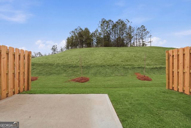 216 Norchester Avenue, Hogansville, GA 30230