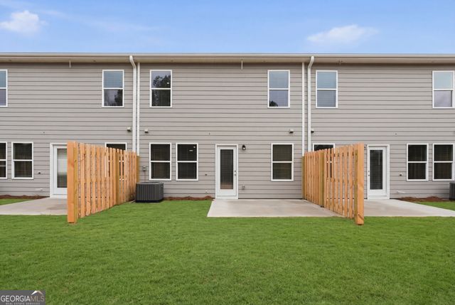 216 Norchester Avenue, Hogansville, GA 30230