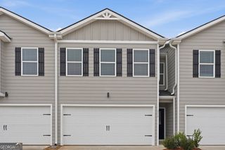 216 Norchester Avenue, Hogansville, GA 30230