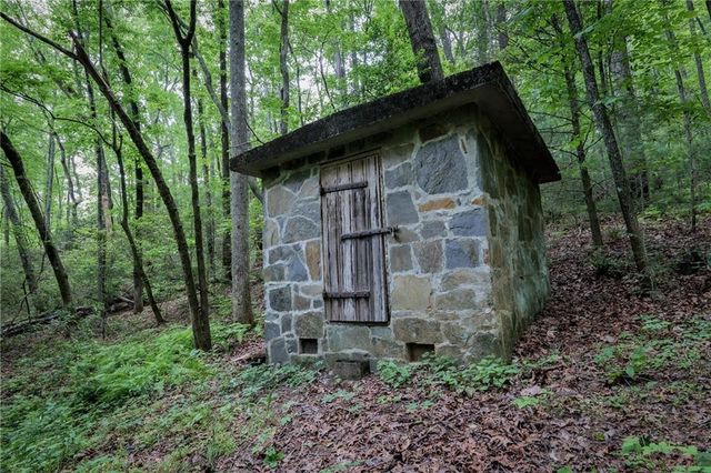 1315 Chimney Mountain Flats Trail, Clarkesville, GA 30523