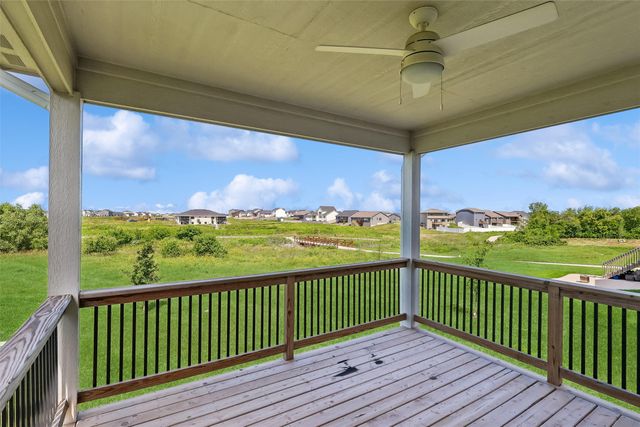 460 NW Gracewood Drive, Waukee, IA 50263