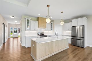 460 NW Gracewood Drive, Waukee, IA 50263