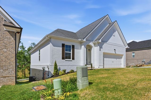 977 Hunters Lane, Springfield, TN 37172