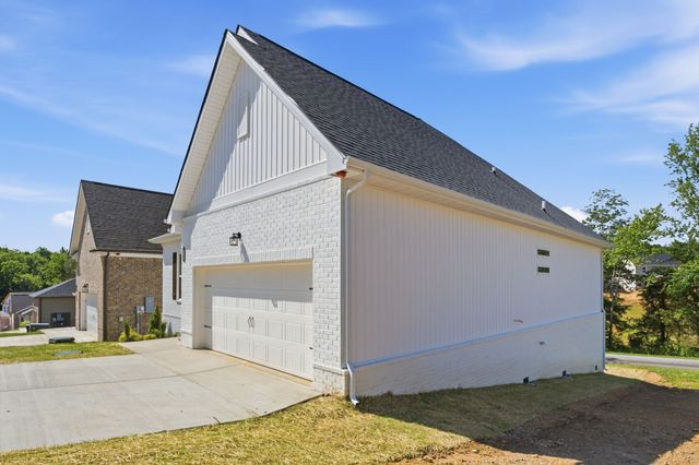 977 Hunters Lane, Springfield, TN 37172
