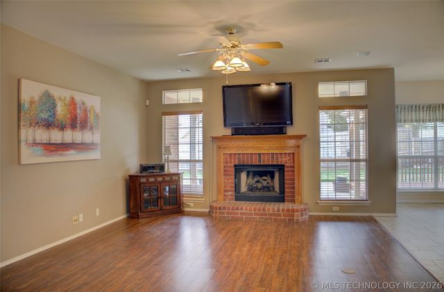 8518 E 97th Street, Tulsa, OK 74133