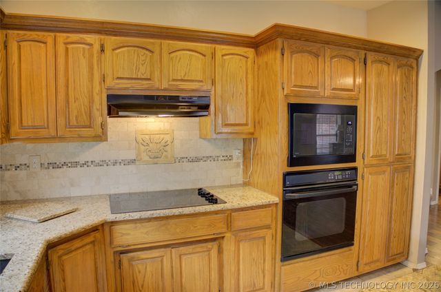 8518 E 97th Street, Tulsa, OK 74133