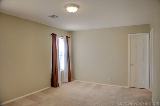 8518 E 97th Street, Tulsa, OK 74133