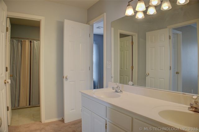 8518 E 97th Street, Tulsa, OK 74133