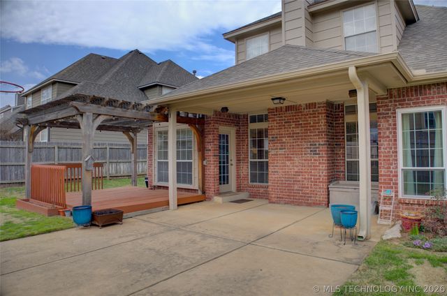 8518 E 97th Street, Tulsa, OK 74133