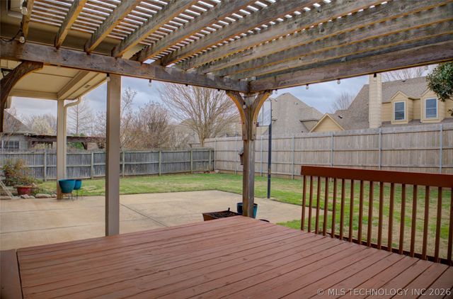 8518 E 97th Street, Tulsa, OK 74133