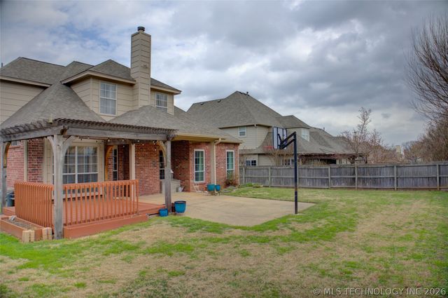 8518 E 97th Street, Tulsa, OK 74133