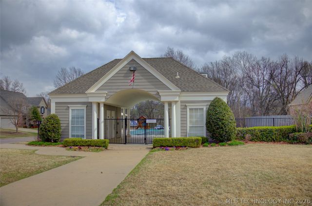 8518 E 97th Street, Tulsa, OK 74133