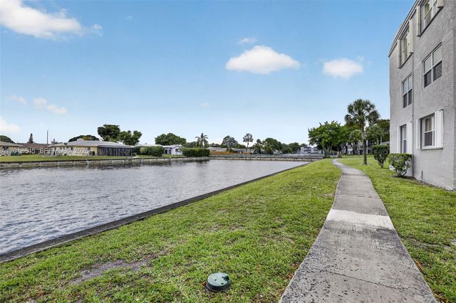 9090 Lime Bay Boulevard 203, Tamarac, FL 33321