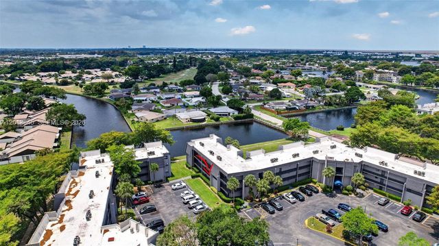 9090 Lime Bay Boulevard 203, Tamarac, FL 33321
